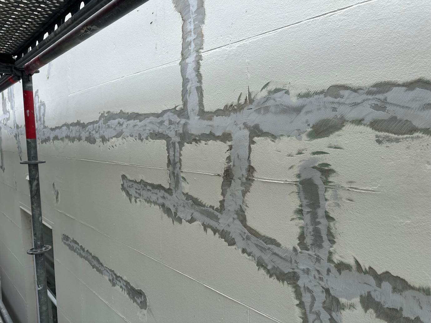 Facade works on concrete structure photo