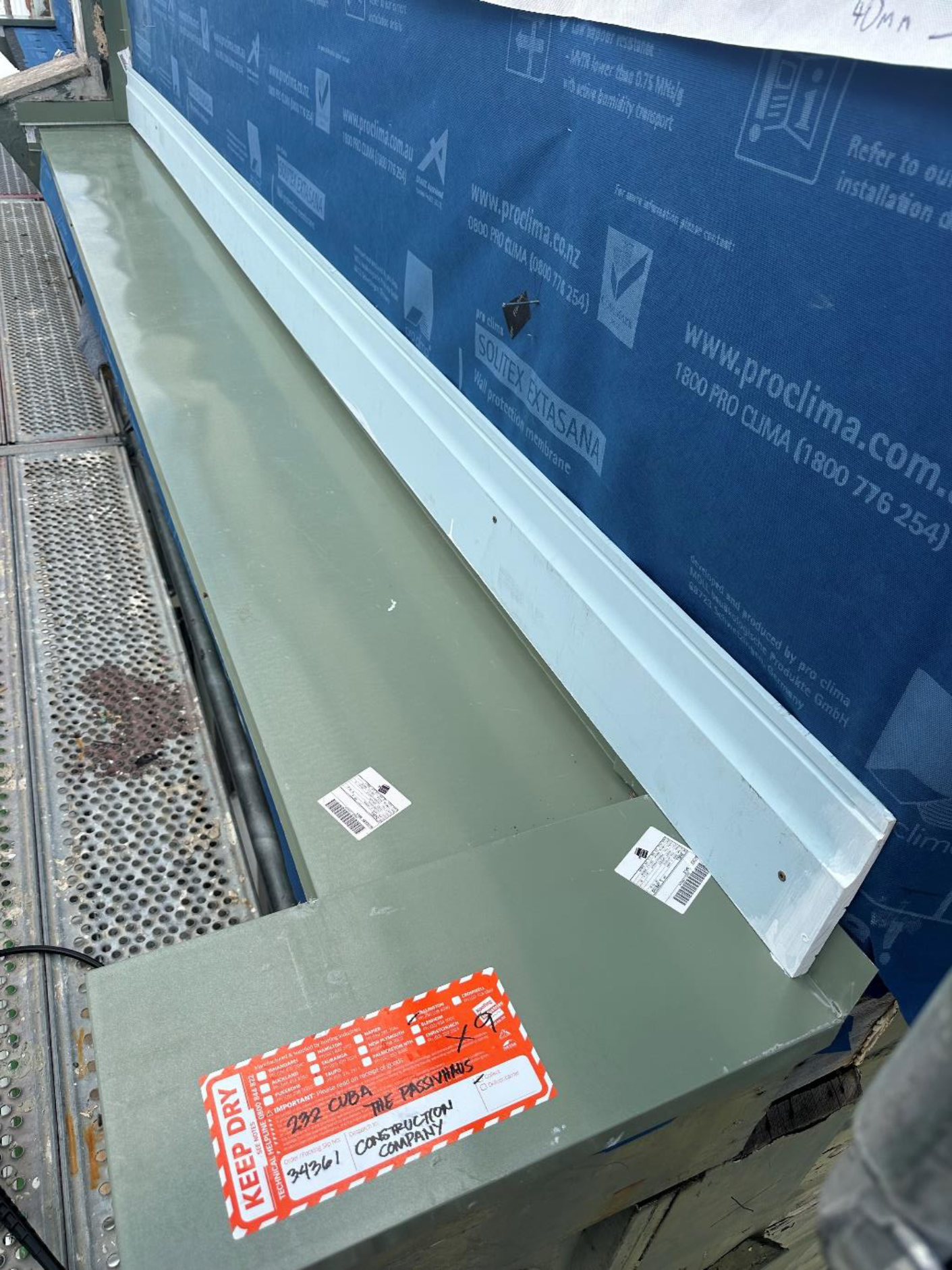 customised flashing
